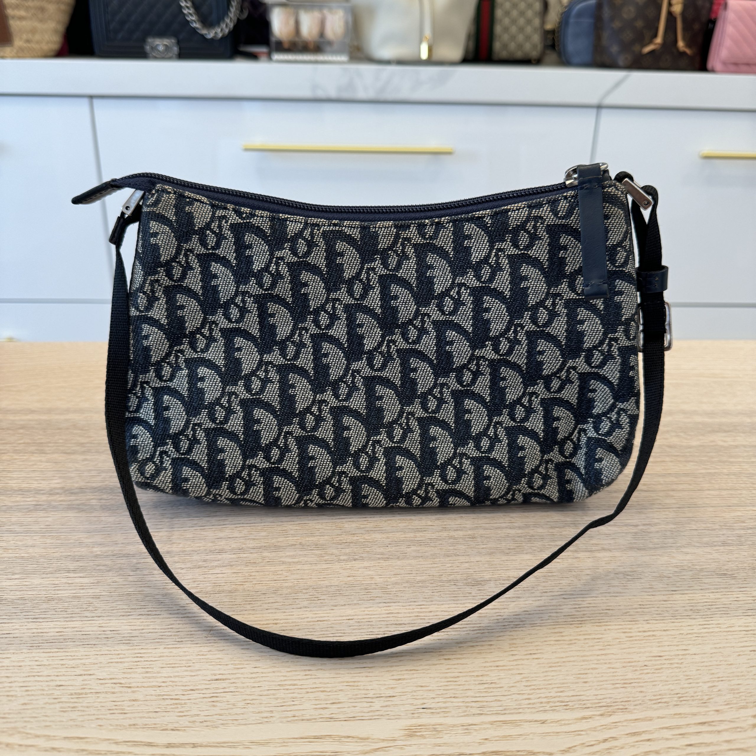 バッグ Christian Dior trotter shoulder bag Christian Dior 2003 Black Trotter Shoulder Bag – AMORE