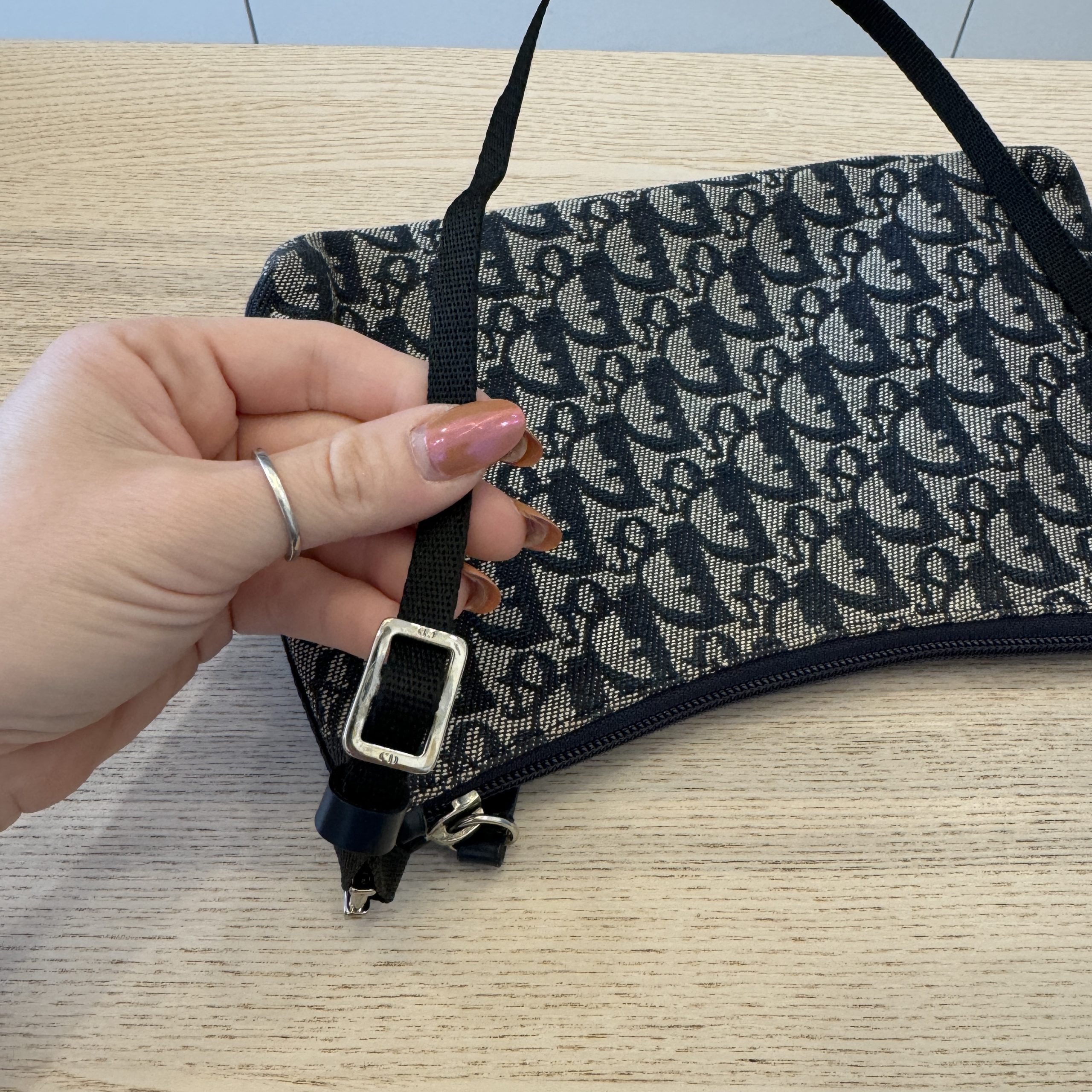 バッグ Christian Dior trotter shoulder bag Christian Dior 2003 Black Trotter Shoulder Bag – AMORE