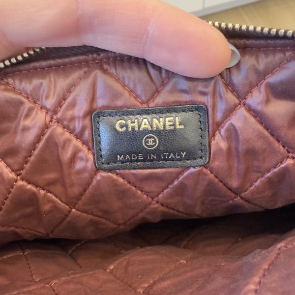 Chanel Classic O Case Clutch Quilted Lambskin Medium Black GHW