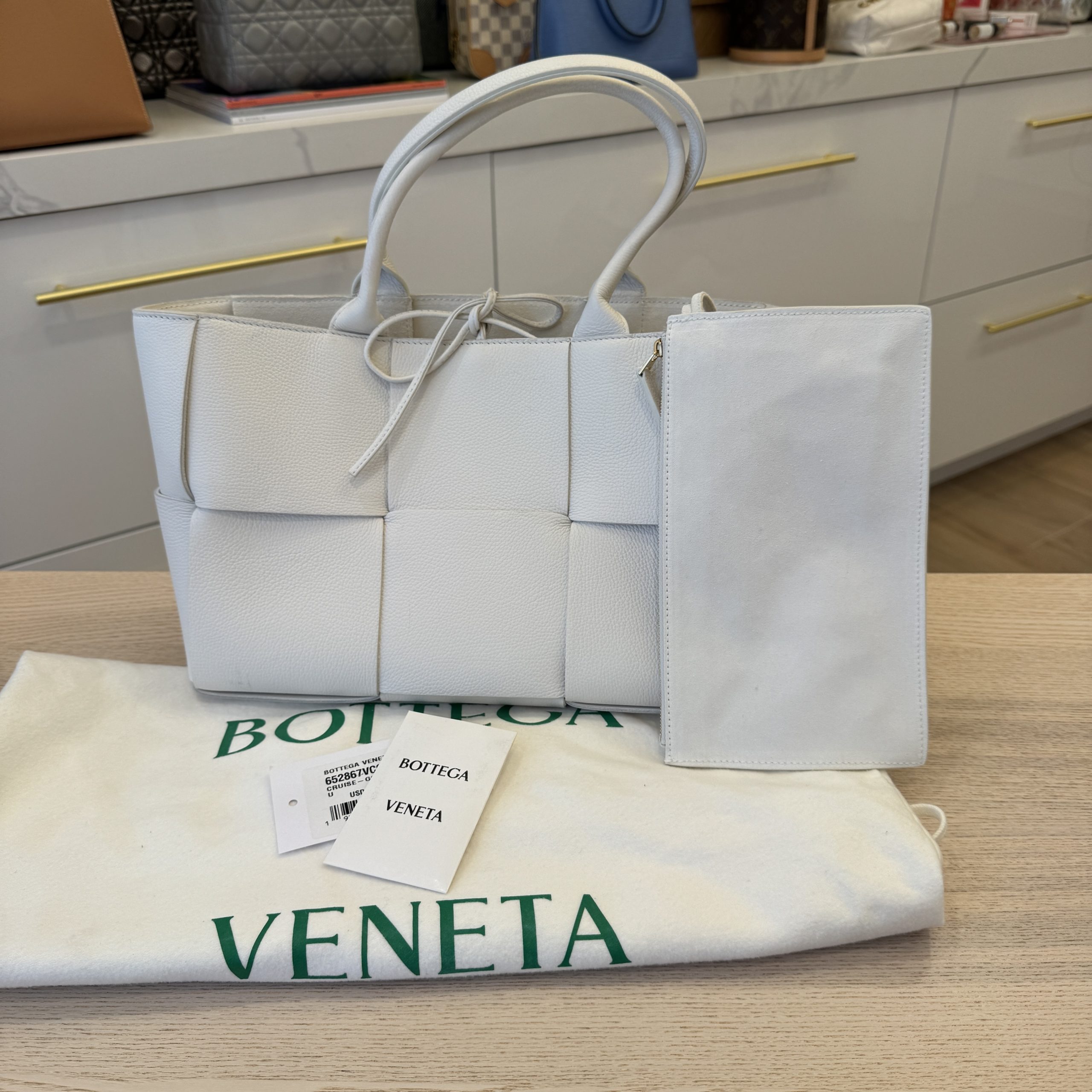 Bottega Veneta Nappa Maxi Intrecciato Small Arco Tote