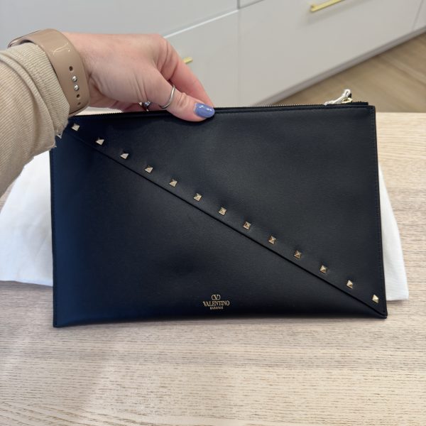 Valentino Gravami Rockstud Wispy Zip Pouch Black