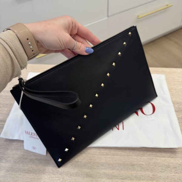 Valentino Gravami Rockstud Wispy Zip Pouch Black