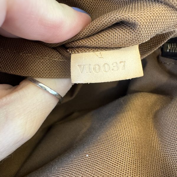 Louis Vuitton Limited Edition Monogram Canvas Riveting Bag
