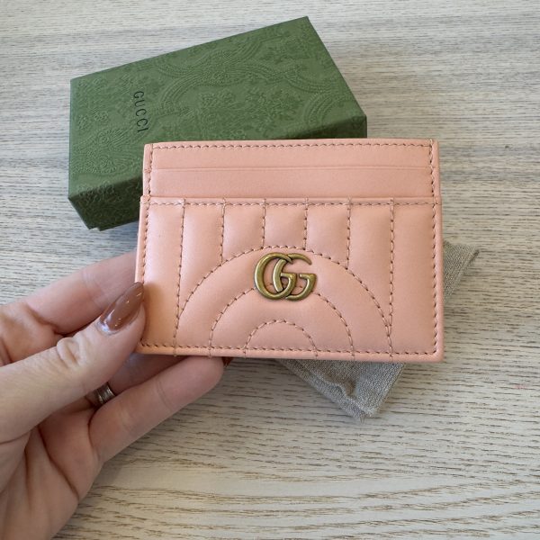 Gucci Calfskin Matelasse GG Marmont Card Holder