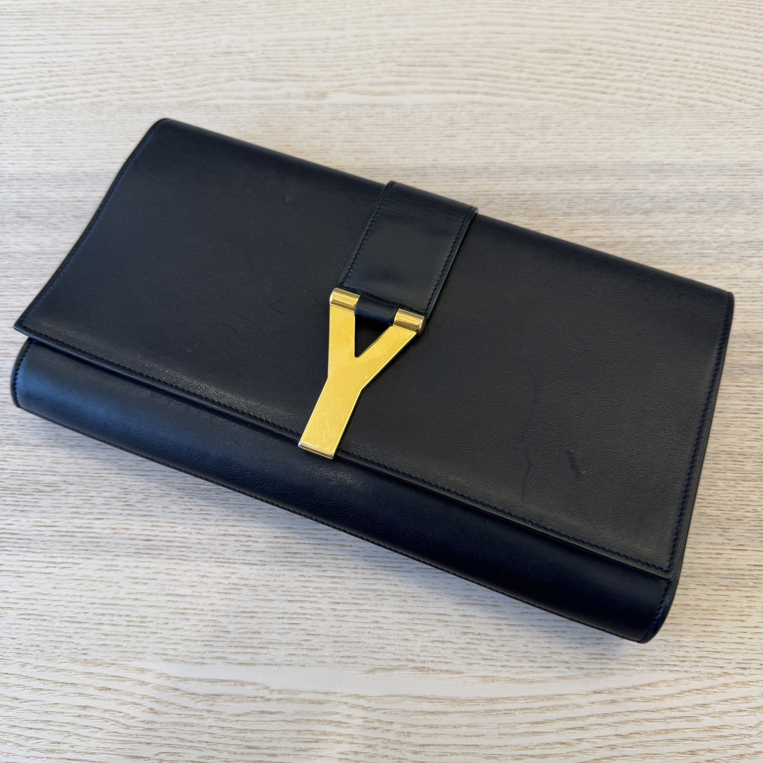 Saint Laurent YSL Calfskin Classic Y Ligne Clutch Black