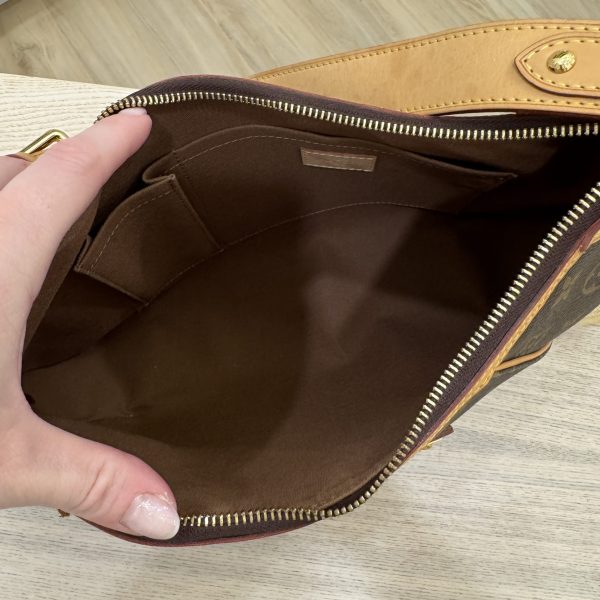 Louis Vuitton Monogram Thames GM