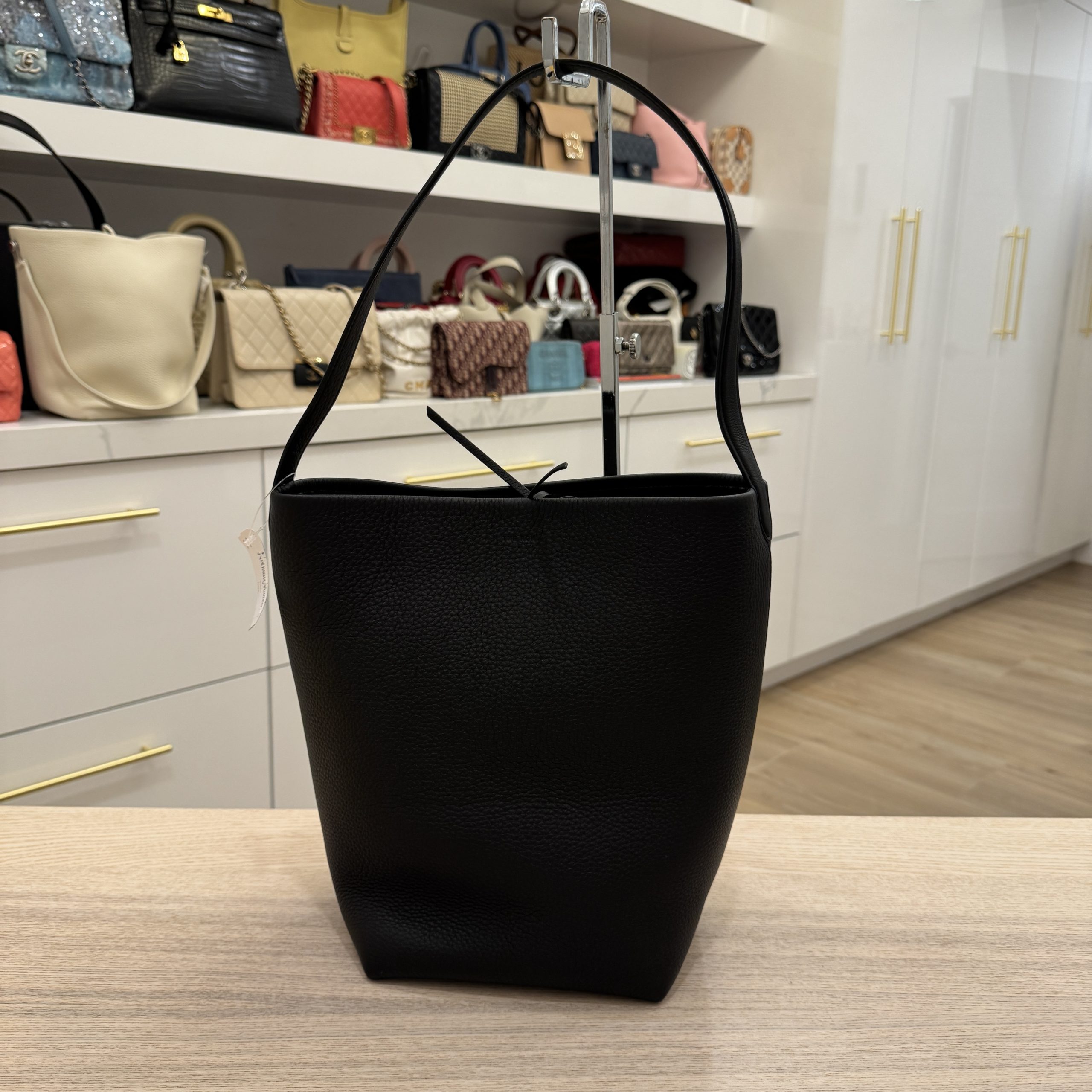 The Row Grained Calfskin Medium N/S Park Tote Black