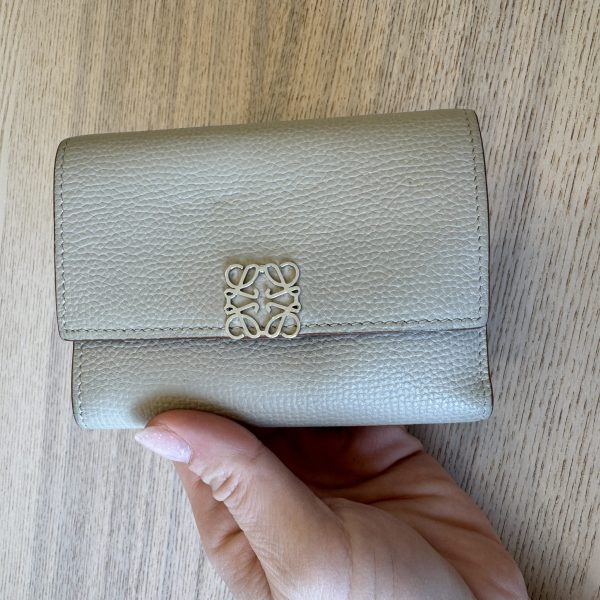 Loewe Anagram Small Vertical Wallet in Pebble Grained Calfskin
