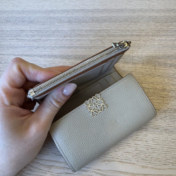Loewe Anagram Small Vertical Wallet in Pebble Grained Calfskin