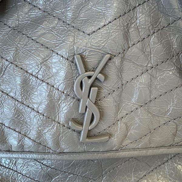 Saint Laurent Crinkled Calfskin Matelasse Monogram Large Niki Chain Satchel Grey