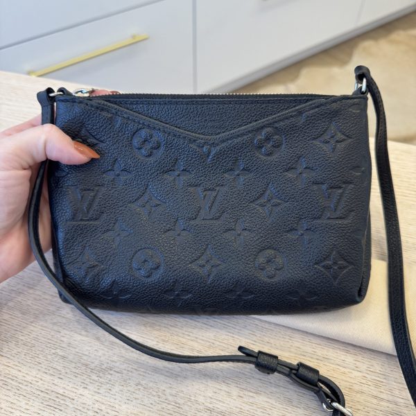 Louis Vuitton Empreinte Pallas Crossbody Black (uniformes)