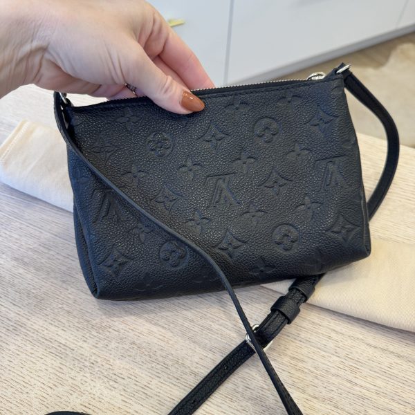 Louis Vuitton Empreinte Pallas Crossbody Black (uniformes)