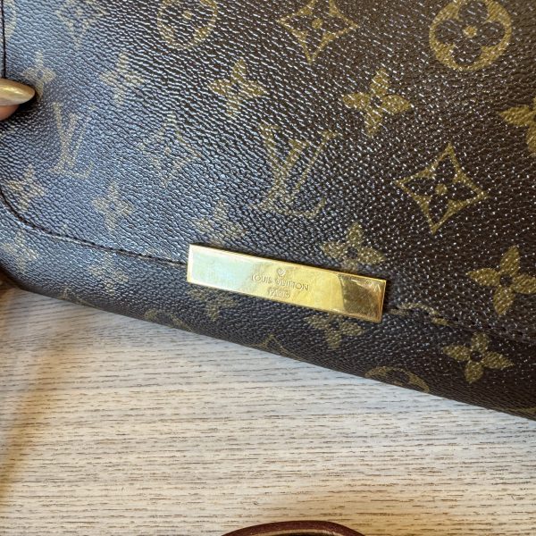 Louis Vuitton Monogram Favorite MM
