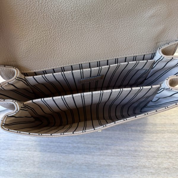Louis Vuitton Empreinte Pochette Metis Beige