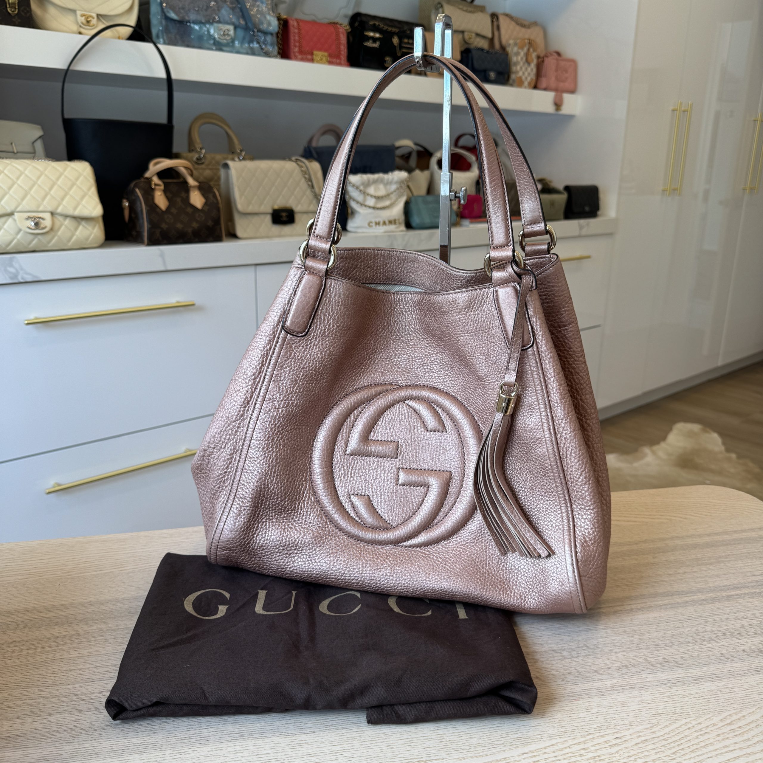 インポート・海外人気ブランド Gucci Soho Convertible Shoulder Bag Leather Small Metallic バッグ
