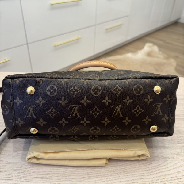 Louis Vuitton Monogram Pallas