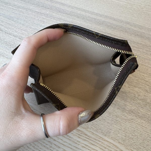 Louis Vuitton Monogram Toiletry 15