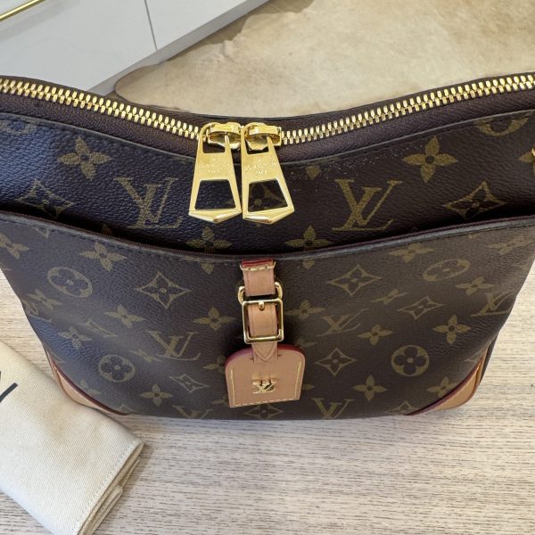 Louis Vuitton Monogram Odeon PM Vachetta