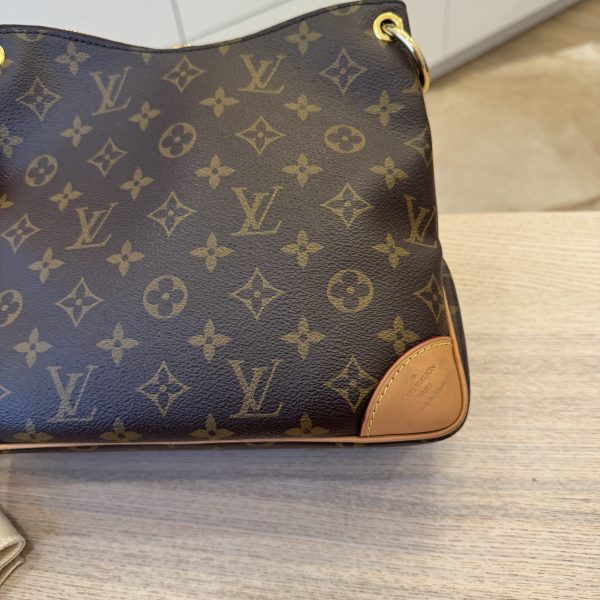 Louis Vuitton Monogram Odeon PM Vachetta