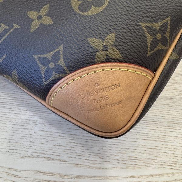 Louis Vuitton Monogram Odeon PM Vachetta