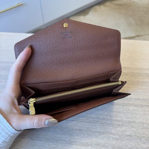 Louis Vuitton Monogram Sarah Wallet