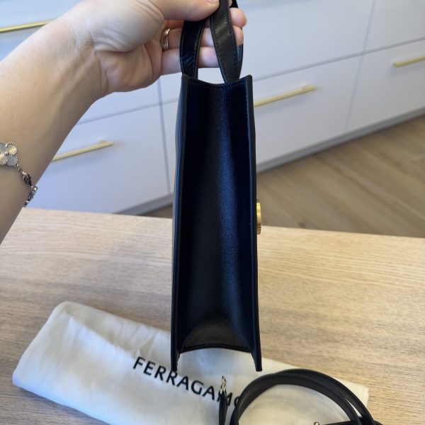 Salvatore Ferragamo Gancini-plaque Leather Minibag Black