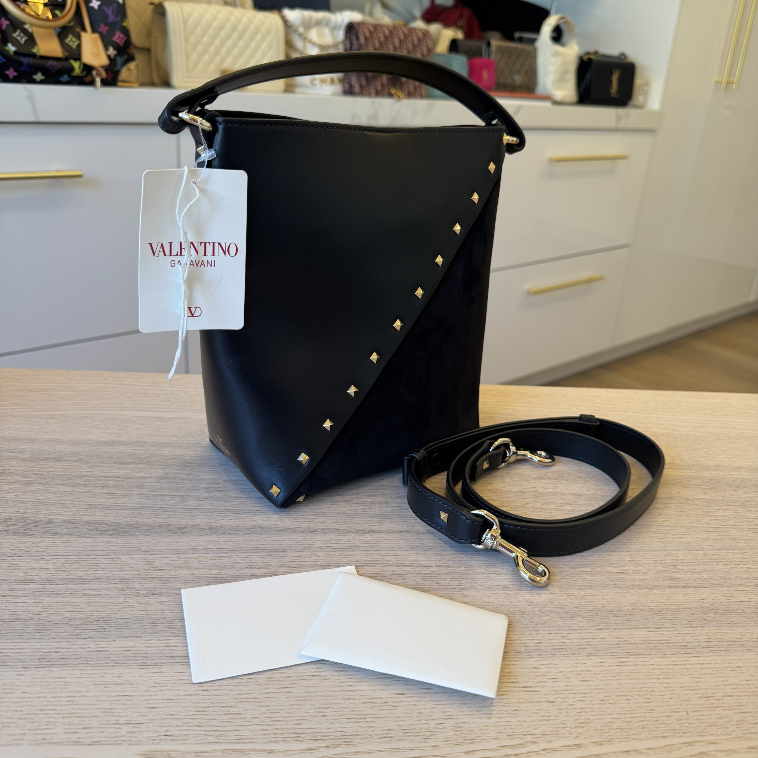 Valentino Garavani Rockstud Wispy Bucket Bag in Calfskin and Suede Black