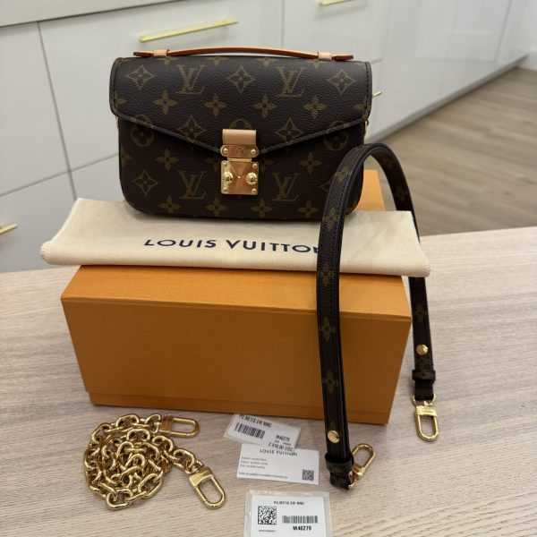 Louis Vuitton Monogram Pochette Métis East West