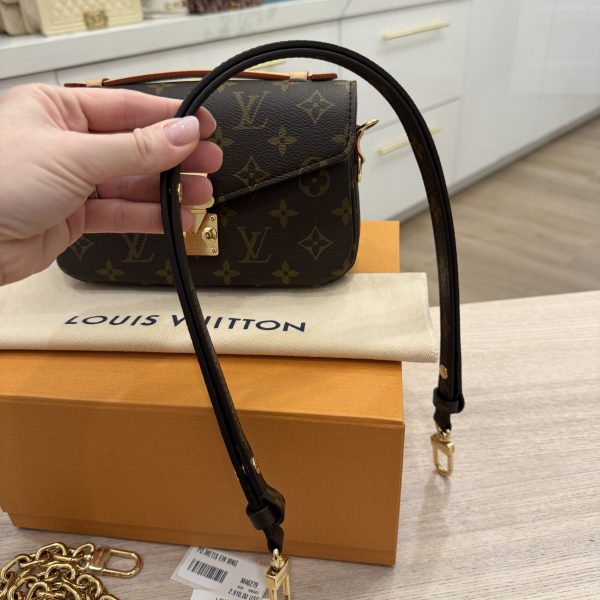 Louis Vuitton Monogram Pochette Métis East West