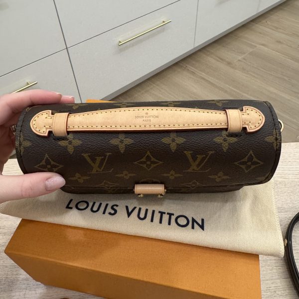 Louis Vuitton Monogram Pochette Métis East West
