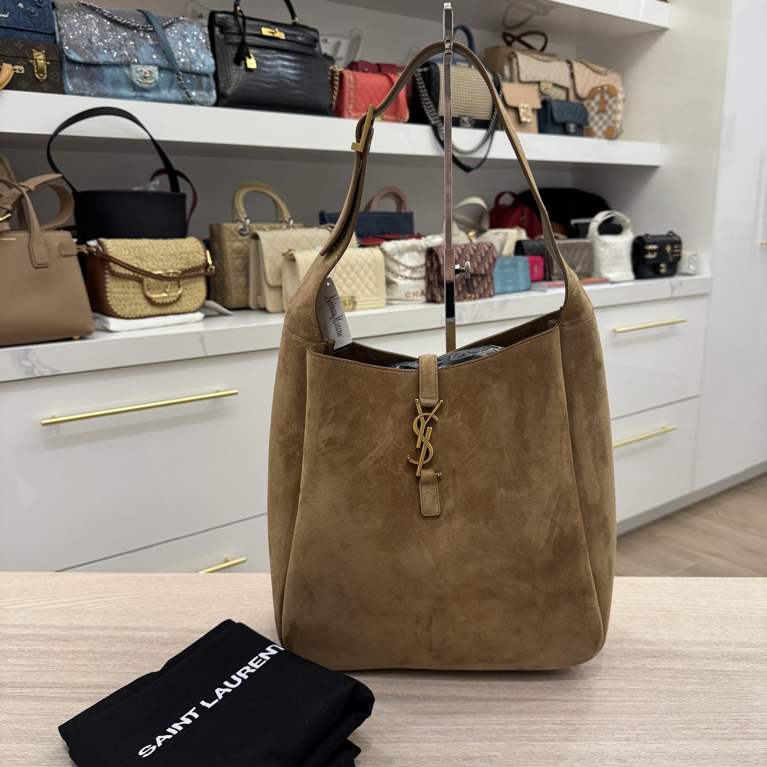 Siant Laurent (YSL) Le 5 a 7 Soft Large Shoulder Bag in Suede Golden Leaf
