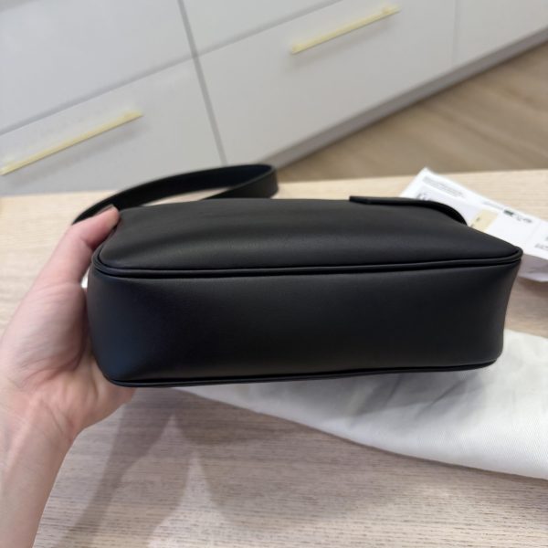 Salvatore Ferragamo Calfskin Gancio Small Archive Camera Case Black