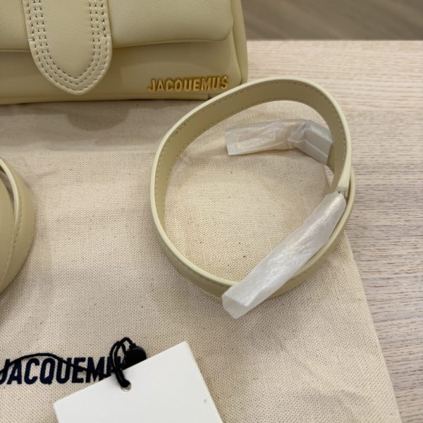 Jacquemus Le Petit Bambimou Shoulder Bag Ivory