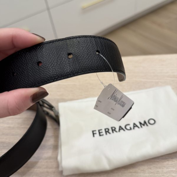 Salvatore Ferragamo Men's Textured Leather Belt with Gancini Detail with Shiny Gunmetal 40 IN / 100 Cm