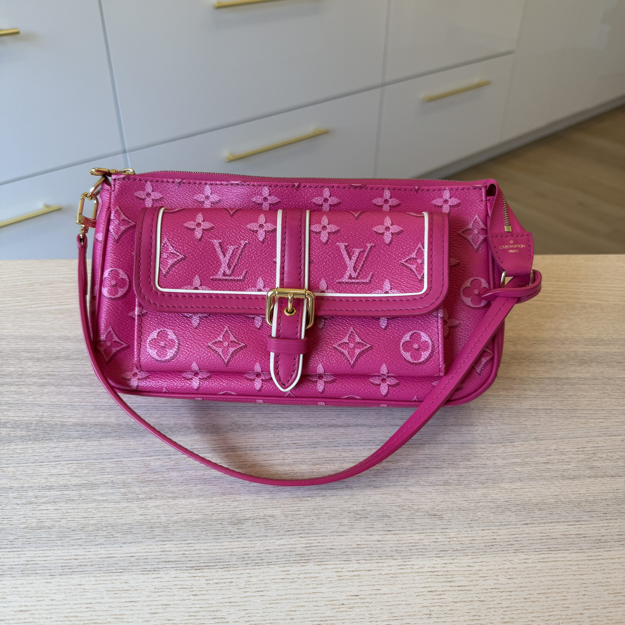 Louis Vuitton Monogram Fall For You Maxi Multi Pochette Accessories Fuchsia