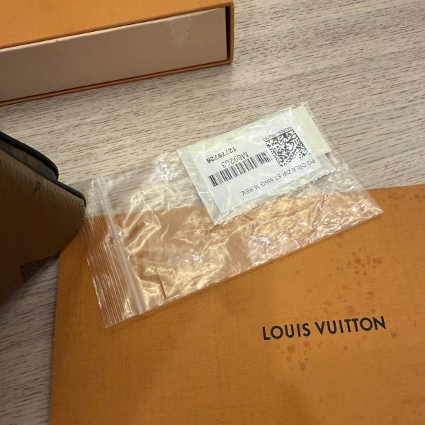 Louis Vuitton Double Zip Pochette Limited Edition Reverse Monogram Giant