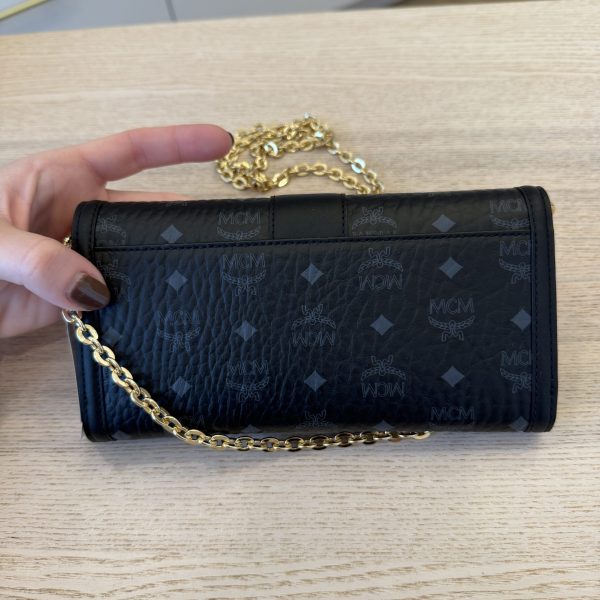 MCM Tracy Crossbody Wallet on Chain in Visetos