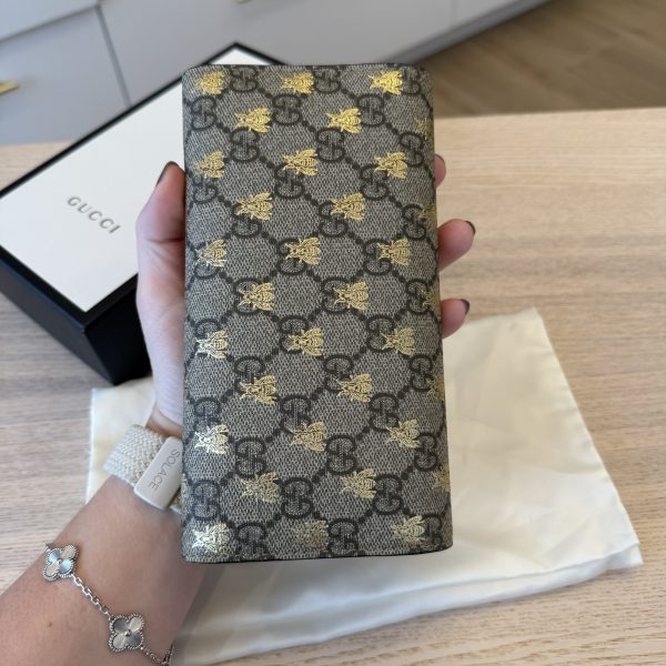 Gucci GG Supreme Monogram Bees Continental Wallet Beige Oro Black