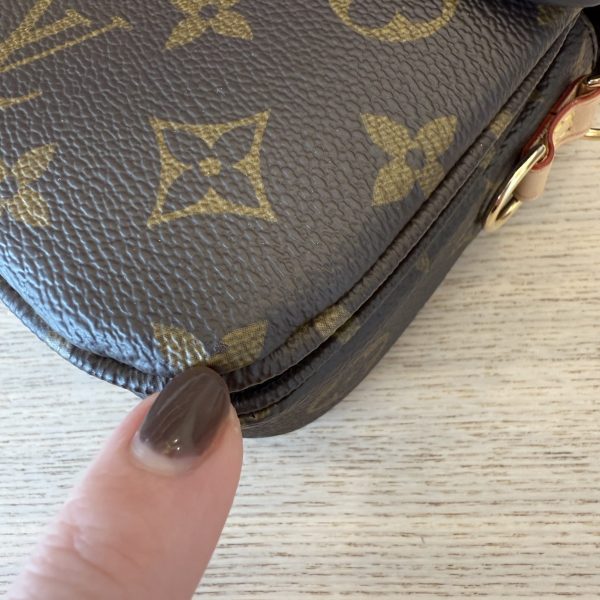 Louis Vuitton Monogram Pochette Métis East West