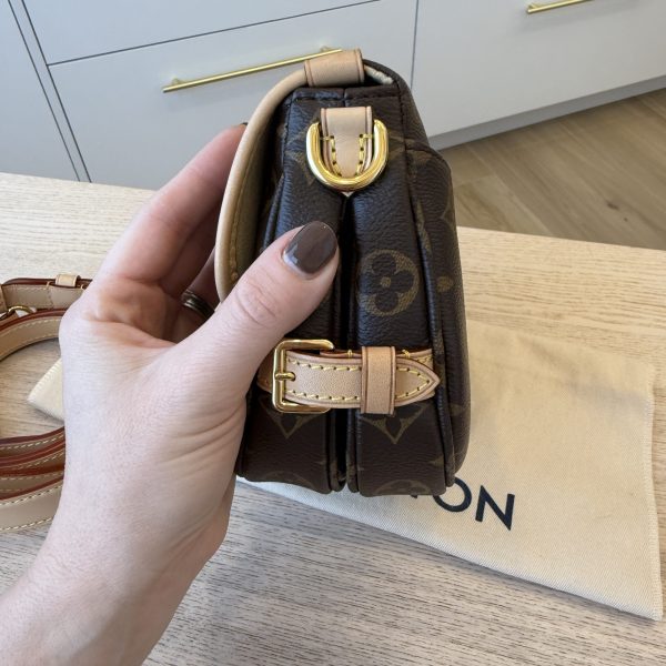 Louis Vuitton Monogram Saumur BB