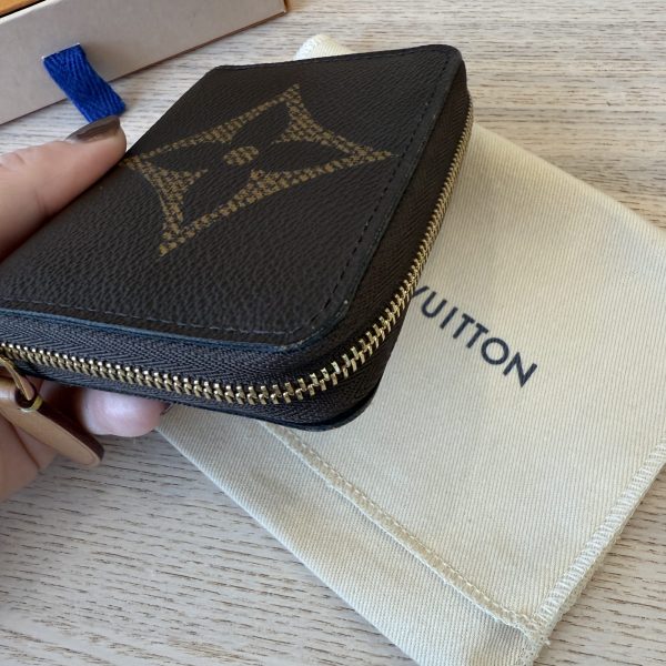 Louis Vuitton Monogram Giant Zippy Coin Purse