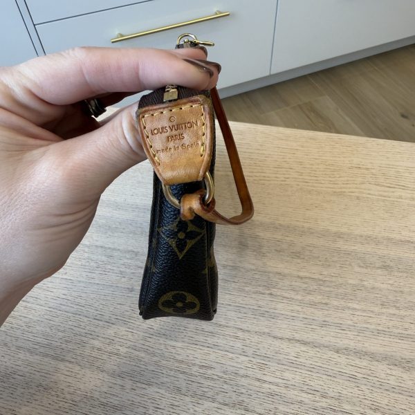Louis Vuitton Monogram Pochette Accessories