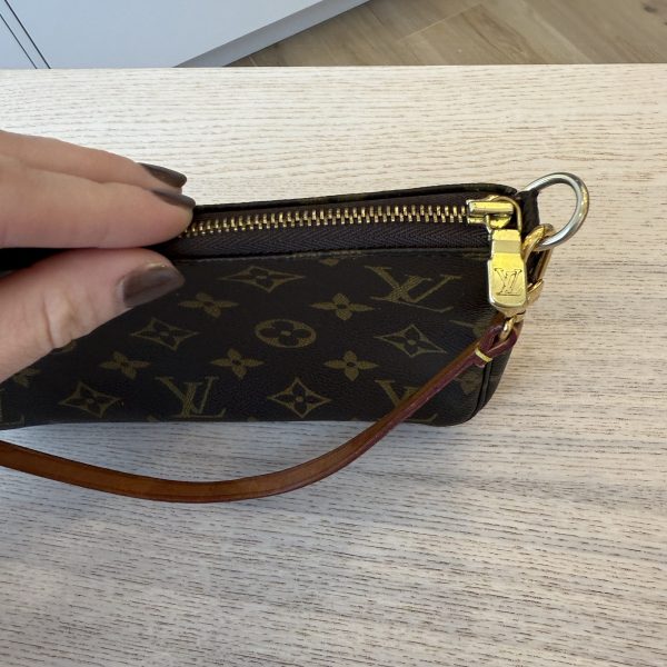 Louis Vuitton Monogram Pochette Accessories