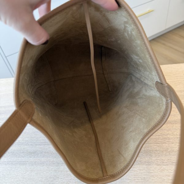 The Row Grained Calfskin Medium N/S Park Tote Cinnamon