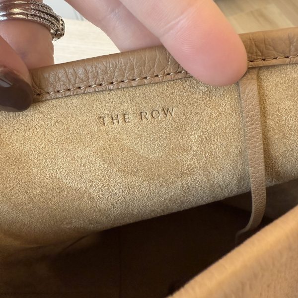 The Row Grained Calfskin Medium N/S Park Tote Cinnamon