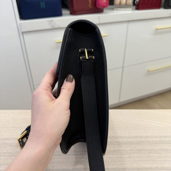 Tom Ford Tara Medium Crossbody in Grained Leather with Leather Strap Black