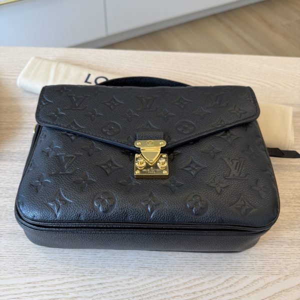 Louis Vuitton Empreinte Pochette Metis Noir