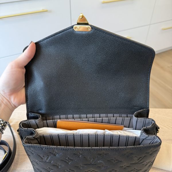 Louis Vuitton Empreinte Pochette Metis Noir