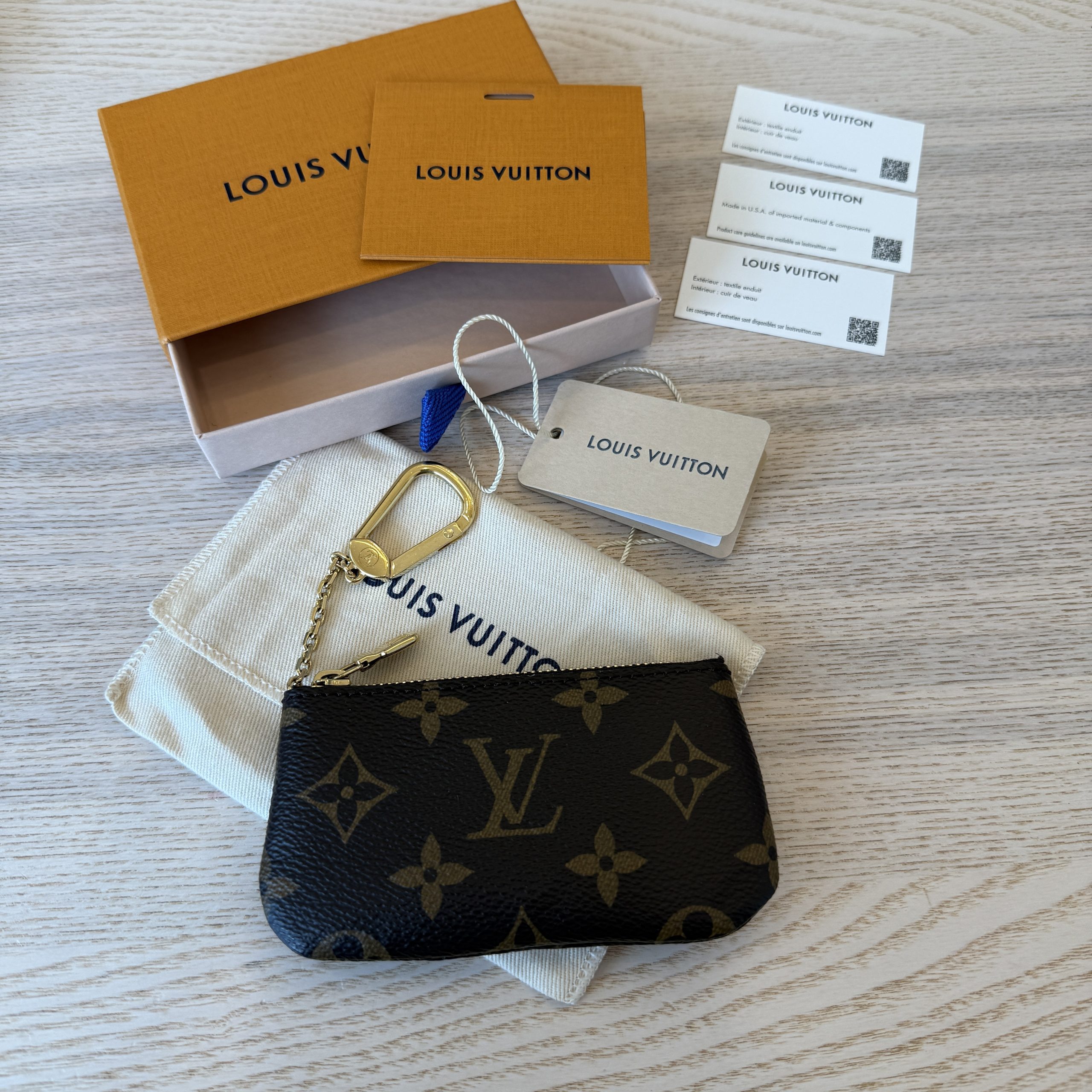 Louis Vuitton Monogram Key Pouch Cles