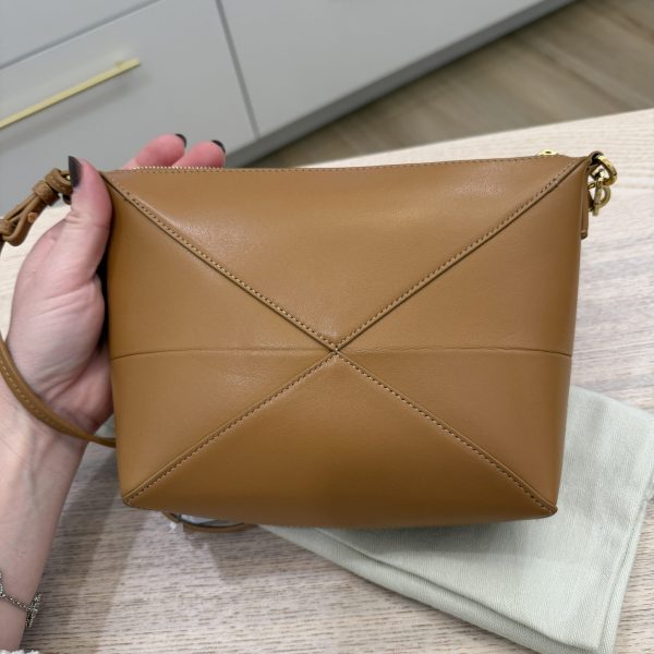 Loewe Puzzle Fold Pouch in Shiny Nappa Calfskin Warm Desert